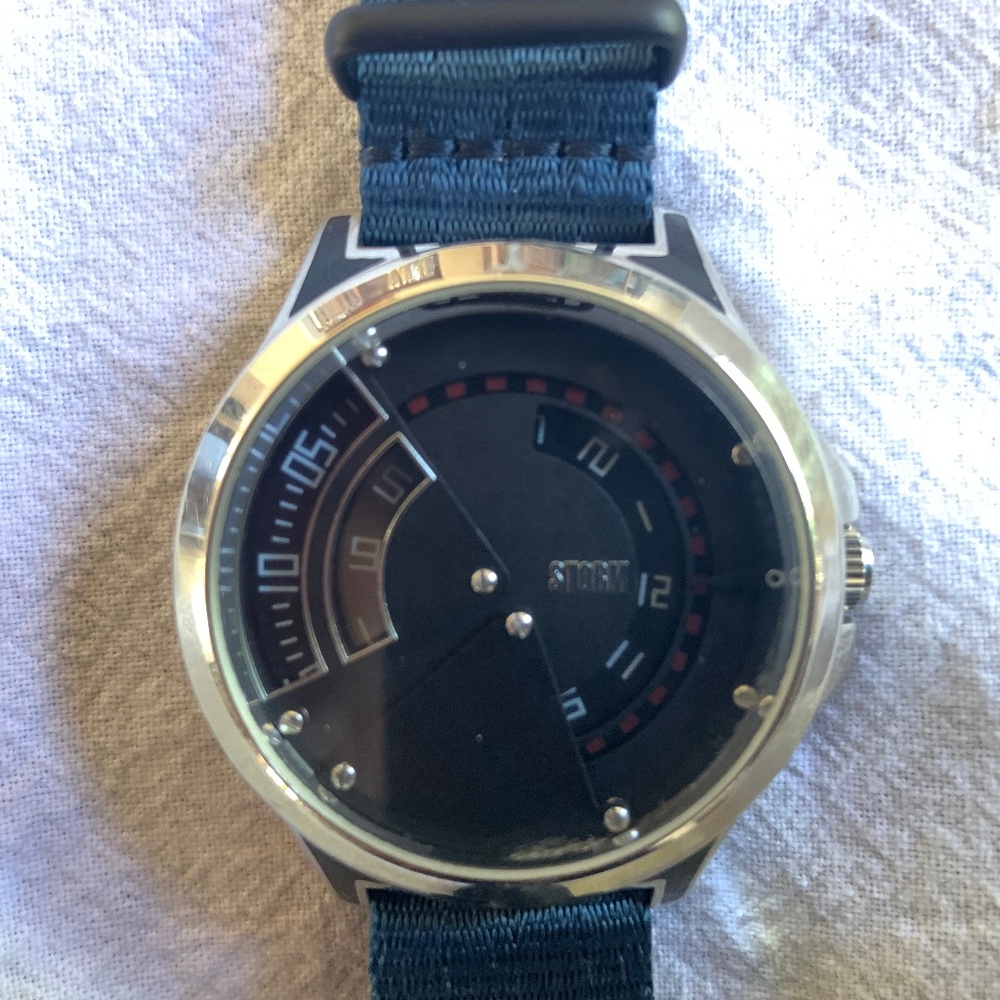 * RARE * Storm of London - Nirvana Watch - Picture 2 of 6